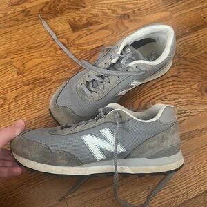 Grey new balance tennis shoes
